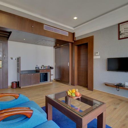 Silver Oak Hotel Mysore Luaran gambar