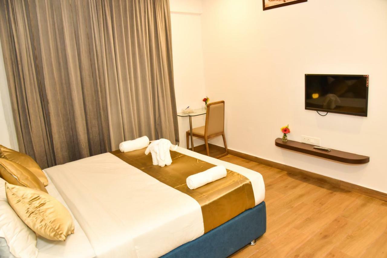 Silver Oak Hotel Mysore Luaran gambar