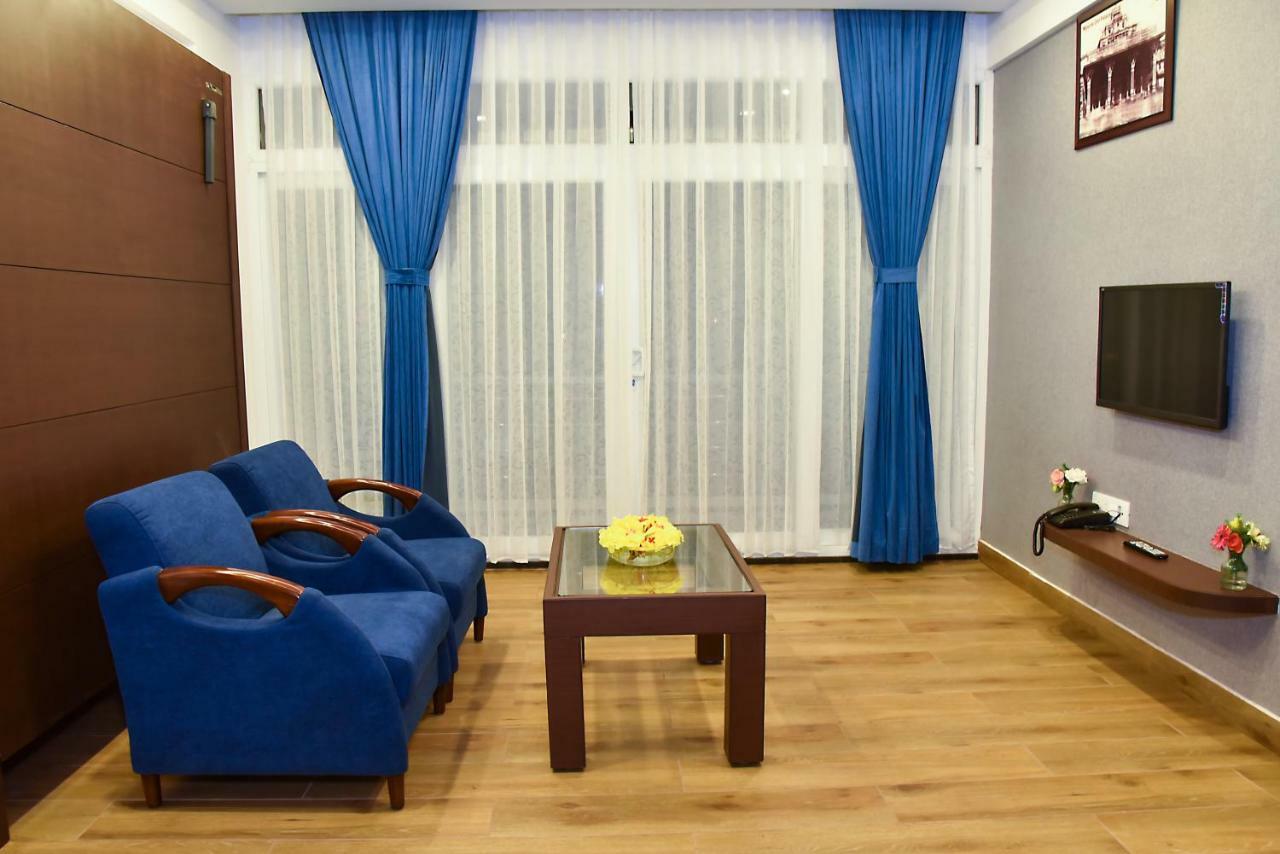 Silver Oak Hotel Mysore Luaran gambar